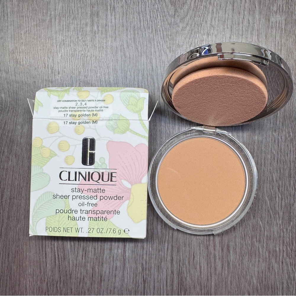 Clinique Stay-Matte Sheer Pressed Powder Foundation Oil-free 17 Stay Golden 7.6g